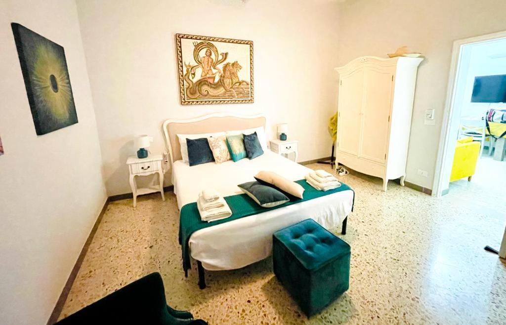 Trapani Centro Storico Apartment, Great Central Location! All New Furniture And Appliances! Exterior photo